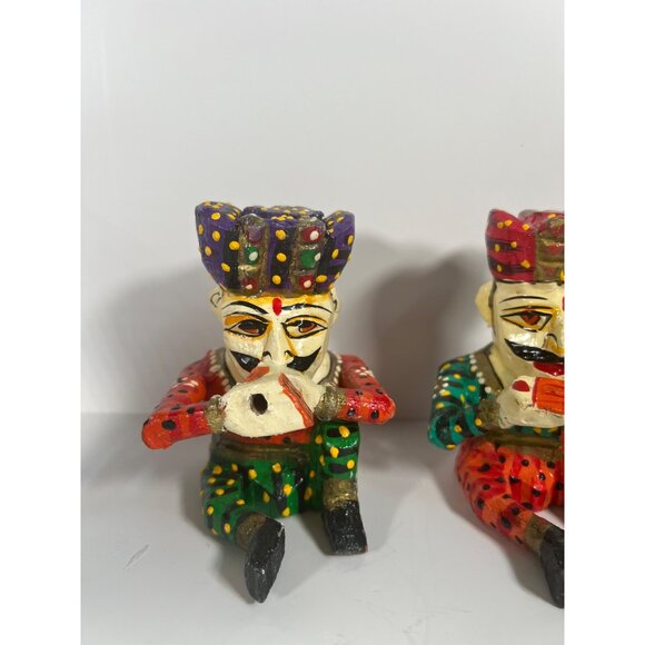 Set Of 3 Hand-Painted Carved Indian Raja Musician Figurines In Vibrant Colors Wo - Picture 6 of 10